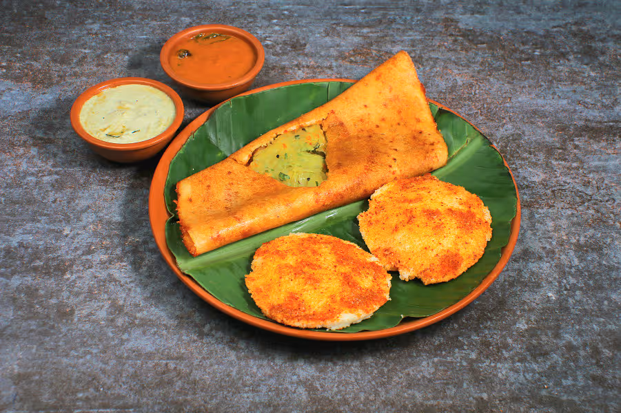 Ghee Karam Idly + Ghee Karam Palyam Dosa